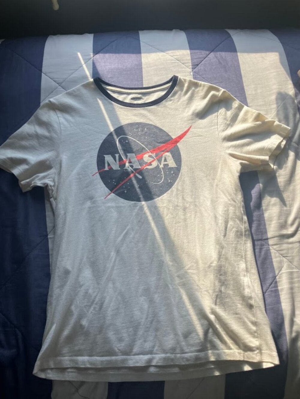 Old Navy NASA t-shirt